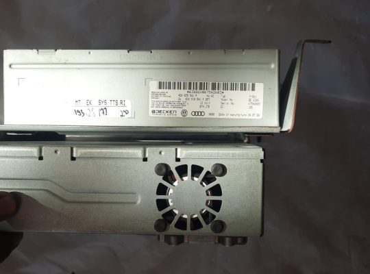 AUDI Q7 2007 RADIO CD PLAYER TUNER RECEIVER MODULE UNIT PART NO 4E0035541 4E0910541 ( Genuine Used AUDI Parts )