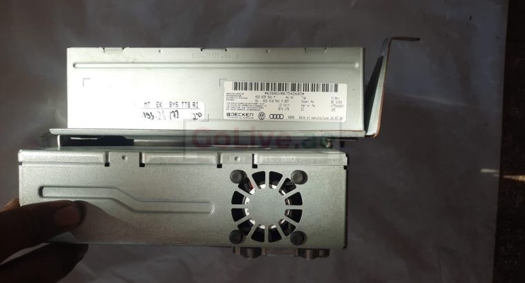 AUDI Q7 2007 RADIO CD PLAYER TUNER RECEIVER MODULE UNIT PART NO 4E0035541 4E0910541 ( Genuine Used AUDI Parts )