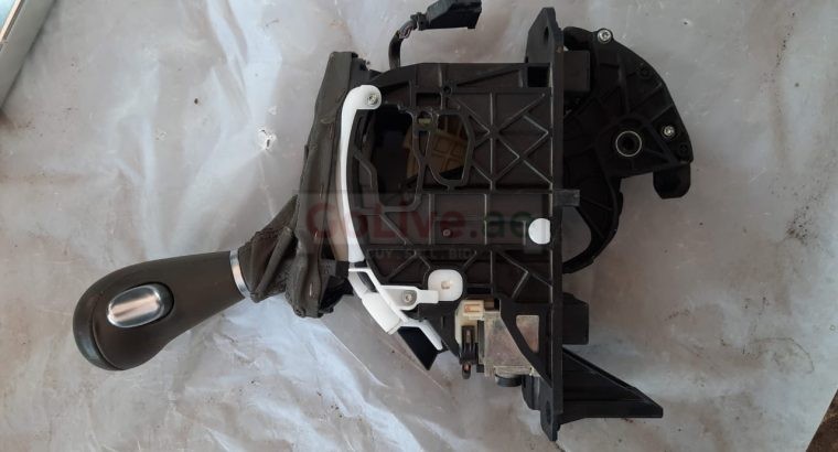 AUDI Q7 2007 AUTOMATIC TRANSMISSION FLOOR GEAR SHIFTER LEVER PART NO 4L1713041 ( Genuine Used AUDI Parts )