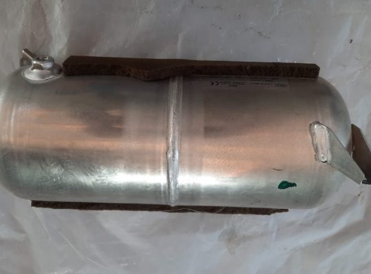 AUDI Q7 2007 AIR SUSPENSION TANK/RESERVOIR PART NO 7L8616202A ( Genuine Used AUDI Parts )