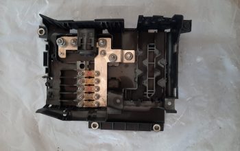 AUDI Q7 2007 MAIN FUSE RELAY BOX JUNCTION CONTROL BLOCK PART NO 7L0937548C ( Genuine Used AUDI Parts )