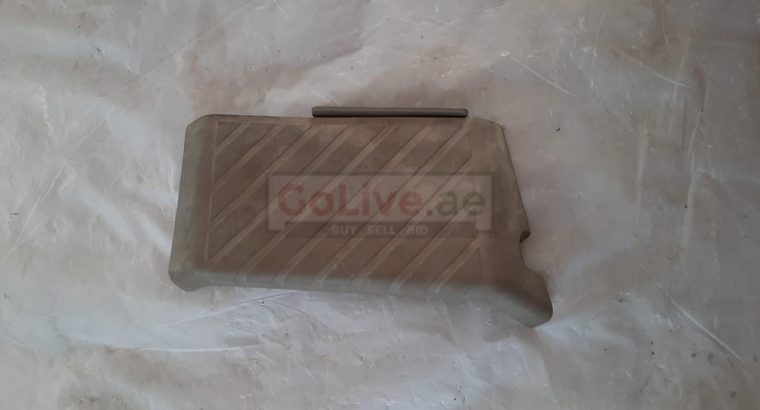AUDI Q7 2007 FOOT REST COVER PART NO 4L1864777 ( Genuine Used AUDI Parts )