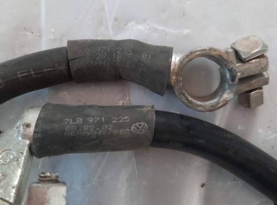 AUDI Q7 2007 NEGATIVE BATTERY CABLE & WIRING SET FOR BATTERY PART NO 7L0971235 7L0971225 ( Genuine Used AUDI Parts )
