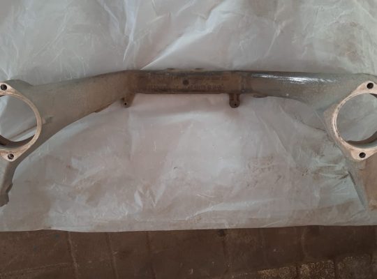 AUDI Q7 2007 ENGINE MOUNTING BRACKET PART NO 7L8199207 7L6199131A ( Genuine Used AUDI Parts )