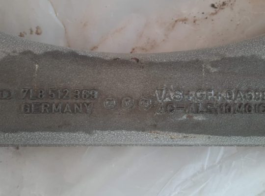 AUDI Q7 2007 REAR CROSSMEMBER PART NO 7L8512369 ( Genuine Used AUDI Parts )
