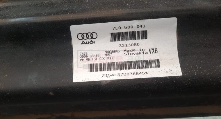AUDI Q7 2007 AUTOMATIC REAR SUBFRAME PART NO 7L0500041 ( Genuine Used AUDI Parts )