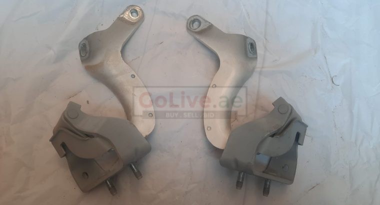 AUDI Q7 2007 TAILGATE/TRUNK/BOOT HINGE LEFT & RIGHT SIDE PART NO 4L0827299B 4L0827300 ( Genuine Used AUDI Parts )