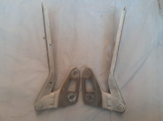 AUDI Q7 2007 ENGINE BONNET/HOOD HINGES LEFT & RIGHT SIDE PART NO 4L0823301 4L0823302 ( Genuine Used AUDI Parts )