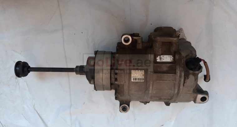 AUDI Q7 2007 AC COMPRESSOR PUMP UNIT PART NO 4E0260805AS ( Genuine Used AUDI Parts )