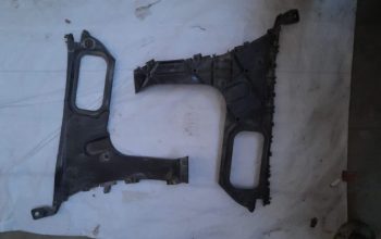 Audi Q7 2007 REAR BUMPER GUIDE SECTION LEFT & RIGHT 4L0807453A 4L0807454A ( Genuine Used AUDI Parts )