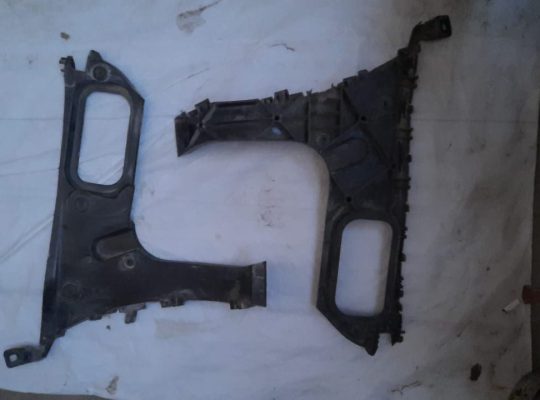Audi Q7 2007 REAR BUMPER GUIDE SECTION LEFT & RIGHT 4L0807453A 4L0807454A ( Genuine Used AUDI Parts )