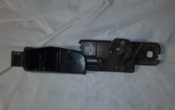 AUDI Q7 2007 REAR TRUNK LOCK LATCH STRIKER ACTUATOR PART NO 4F9827383 ( Genuine Used AUDI Parts )