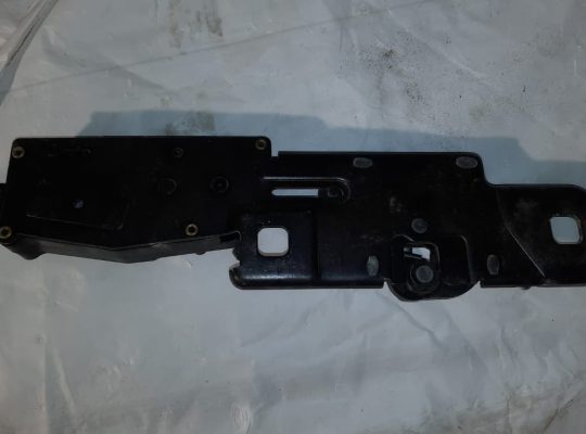 AUDI Q7 2007 REAR TRUNK LOCK LATCH STRIKER ACTUATOR PART NO 4F9827383 ( Genuine Used AUDI Parts )