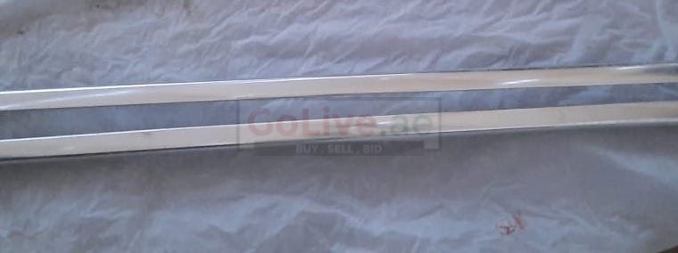 AUDI Q7 2007 ROOF RAIL LUGGAGE RACKS CHROME RIGHT & LEFT SIDE PART NO 4L0860022E 4L0860021E ( Genuine Used AUDI Parts )
