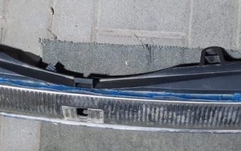 AUDI Q7 2007 REAR TRUNK HATCH SILL TRIM PANEL PART NO 4L0864483 ( Genuine Used AUDI Parts )