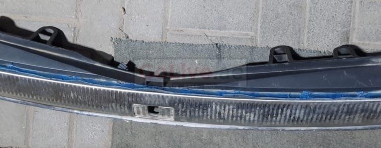 AUDI Q7 2007 REAR TRUNK HATCH SILL TRIM PANEL PART NO 4L0864483 ( Genuine Used AUDI Parts )