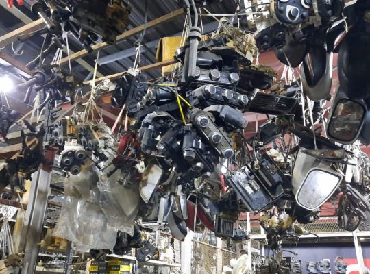 AFLATOON USED HONDA,NISSAN,MAZDA, AUTO PARTS TR. (Used auto parts, Dealer, Sharjah spare parts Markets)