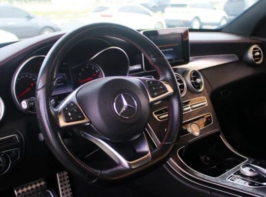 Mercedes-Benz C450 V6 2016, 94000 KM. IMPORT US 91000 AED
