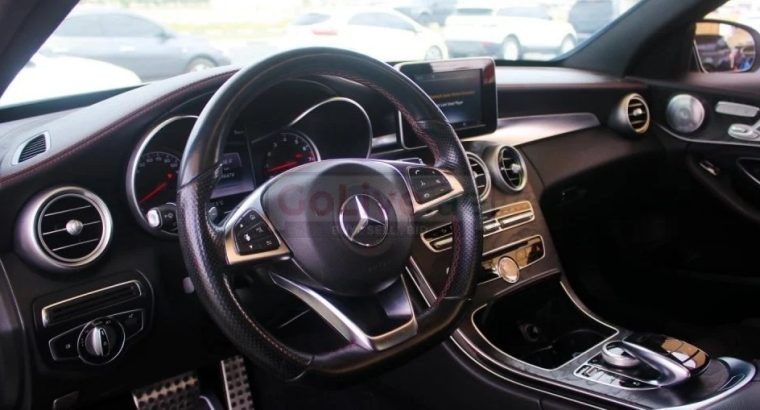 Mercedes-Benz C450 V6 2016, 94000 KM. IMPORT US 91000 AED