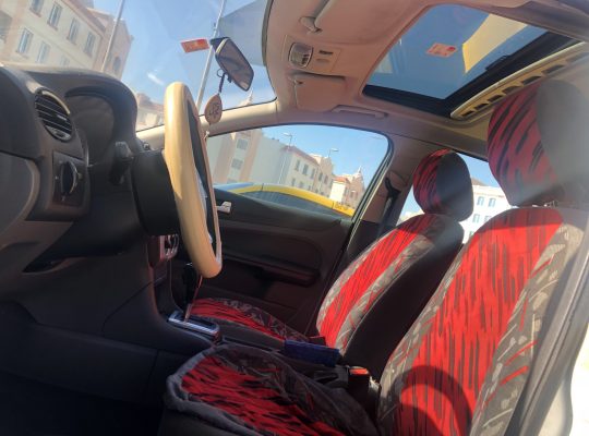 FORD FOCUS GCC 2007 EXLENT CONDITION