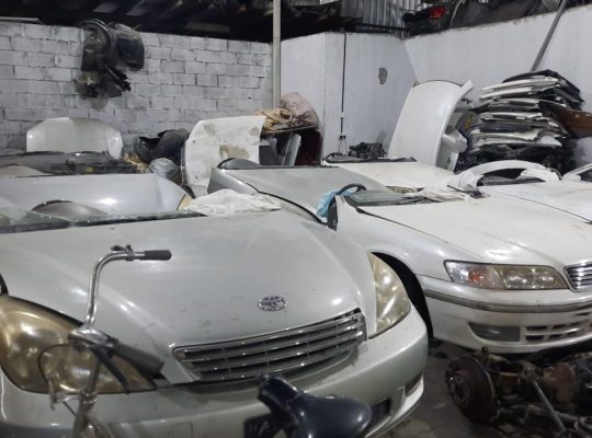 AL HADHIR USED LEXUS SPARE PARTS TR. (Used auto parts, Dealer, Sharjah spare parts Markets)