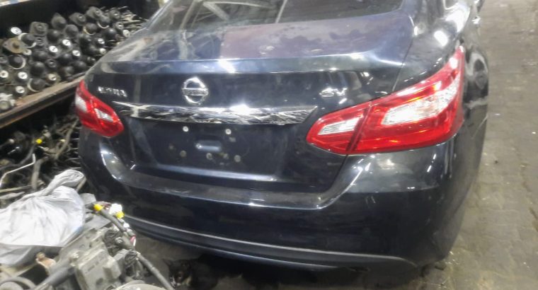 ARBEEL USED AUTO NISSAN SPARE PARTS TR. (Used auto parts, Dealer, Sharjah spare parts Markets)