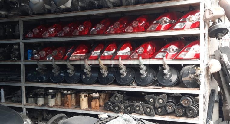 MADINAH AL FALAH USED NISSAN AUTO SPARE PARTS TR. (Used auto parts, Dealer, Sharjah spare parts Markets)