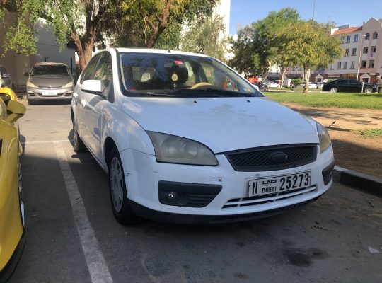 FORD FOCUS GCC 2007 EXLENT CONDITION