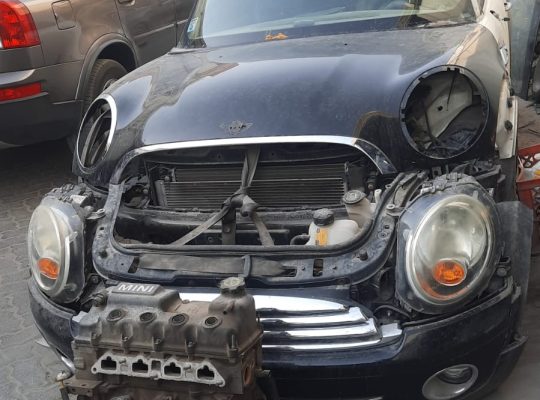DEFAF AL AURDUN USED MINI AUTO SPARE PARTS TR. (Used auto parts, Dealer, Sharjah spare parts Markets)
