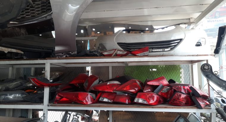 FIRST CHOICE USED HYUNDAI ,KIA AUTO SPARE PARTS TR. (Used auto parts, Dealer, Sharjah spare parts Markets)