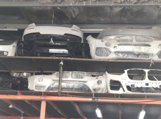 GOLDEN CAR USED BMW AUTO SPARE PARTS TR. (Used auto parts, Dealer, Sharjah spare parts Markets)