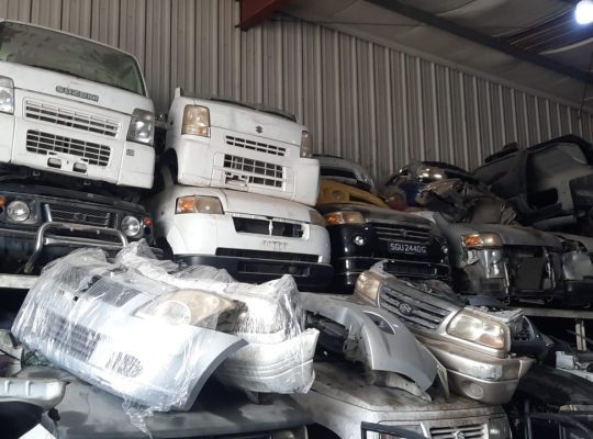 STAR GATE INT.USED SUZUKI CARS & SPARE PARTS TR. (Used auto parts, Dealer, Sharjah spare parts Markets)