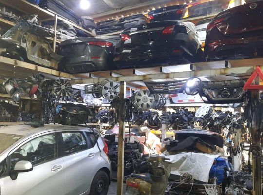 BAB AL ITHIFAQ USED NISSAN AUTO SPARE PARTS TR. (Used auto parts, Dealer, Sharjah spare parts Markets)