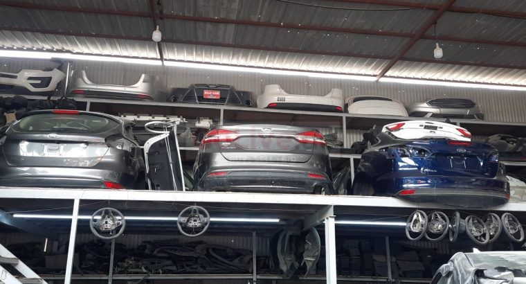 DOST MOHD.KHAN USED FORD CARS & SPARE PARTS TR. (Used auto parts, Dealer, Sharjah spare parts Markets)