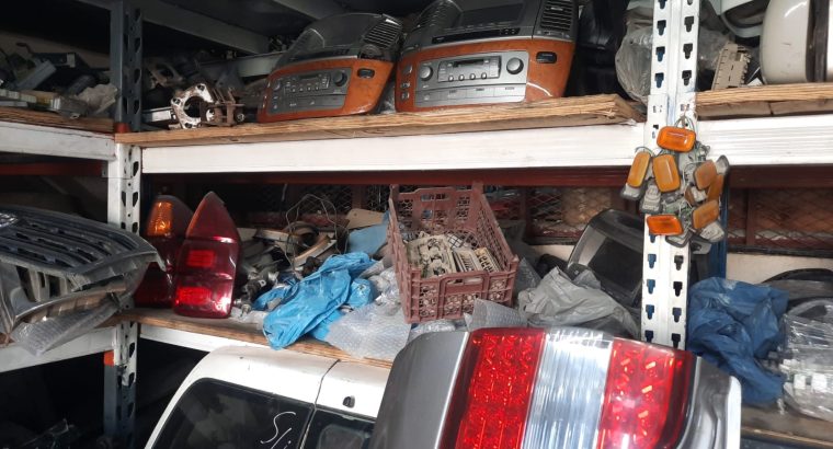TAREEQ AL JABAL USED LEXUS, TOYOTA AUTO SPARE PARTS TR. (Used auto parts, Dealer, Sharjah spare parts Markets)