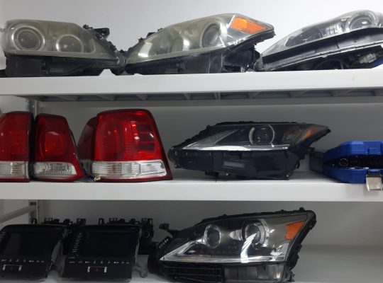 ADHWA AL AZEEZIAH AUTO LEXUS SECOND HAND SPARE PARTS TR. (Used auto parts, Dealer, Sharjah spare parts Markets)