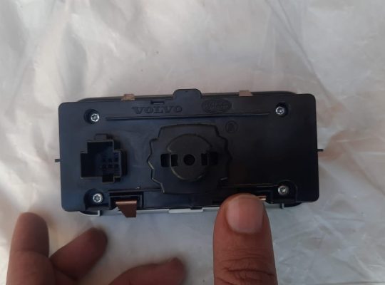 VOLVO S60 2013 LIGHT SWITCH PART NO 30739428 ( Genuine Used VOLVO Parts )