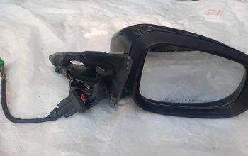 VOLVO S60 2013 POWER HEAT SIDE VIEW MIRROR RIGHT SIDE PART NO 30799093 ( Genuine Used VOLVO Parts )