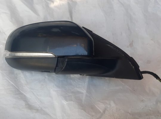 VOLVO S60 2013 POWER HEAT SIDE VIEW MIRROR RIGHT SIDE PART NO 30799093 ( Genuine Used VOLVO Parts )