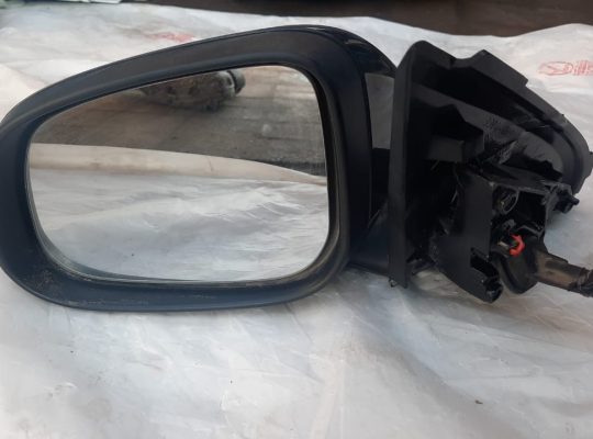 VOLVO S60 2013 FRONT DRIVER POWER HEAT SIDE VIEW MIRROR PART NO 30799090 ( Genuine Used VOLVO Parts )