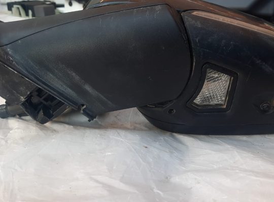 VOLVO S60 2013 FRONT DRIVER POWER HEAT SIDE VIEW MIRROR PART NO 30799090 ( Genuine Used VOLVO Parts )