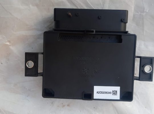 VOLVO S60 2013 V60 XC60 V70 XC70 ELECTRONIC PARKING BRAKE MODULE PART NO 31341542 ( Genuine Used VOLVO Parts )