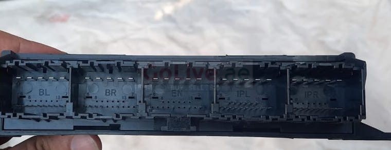 VOLVO S60 2013 KEYLESS ENTRY MODULE / KEYLESS IGNITION PART NO 30659775 ( Genuine Used VOLVO Parts )