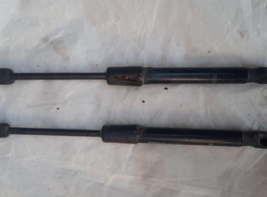 VOLVO S60 2013 HOOD LIFT SUPPORT STRUTS PART NO 31278769 ( Genuine Used VOLVO Parts )