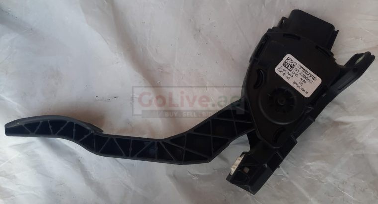 VOLVO S60 2013 V60 ACCELERATOR THROTTLE PEDAL PART NO 31329062 ( Genuine Used VOLVO Parts )