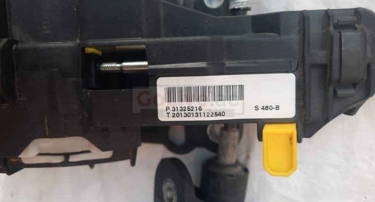 VOLVO S60 2013 S80 XC60 XC70 AUTO FLOOR SHIFTER ASSEMBLY WITH SHIFT CABLE PART NO 31325216/31256941 ( Genuine Used VOLVO Parts )