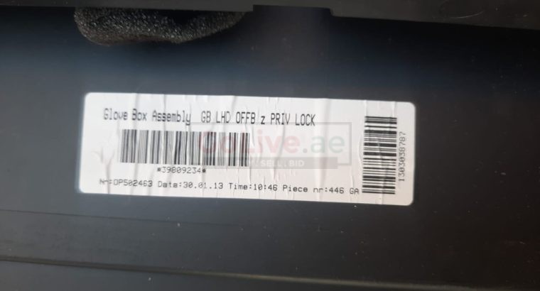 VOLVO S60 2013 GLOVE BOX PART NO 39809234 ( Genuine Used VOLVO Parts )