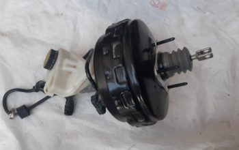 VOLVO S60 2013 BRAKE BOOSTER VACUUM WITH MASTER CYLINDER & RESERVOIR TANK PART NO 31329895 ( Genuine Used VOLVO Parts )