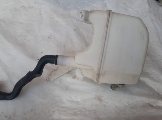 VOLVO S60 2013 WINDSHIELD WASHER FLUID RESERVOIR PART NO 31391779 31253218 31253219 ( Genuine Used VOLVO Parts )