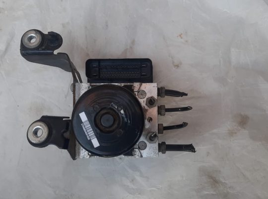VOLVO S60 2013 XC60 ABS ANTI LOCK BRAKE PUMP MODULE PART NO 31329137 31329138 ( Genuine Used VOLVO Parts )